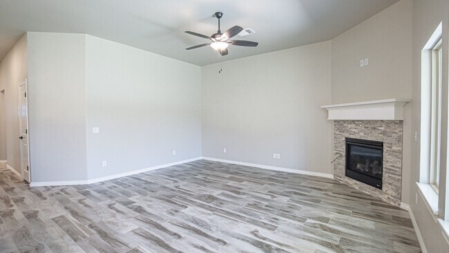Building Photo - 8412 NW 161st Terrace