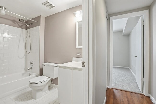 Foto del edificio - 5 Lough Mask Ct