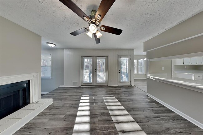 Building Photo - 4440 Coventry Ct