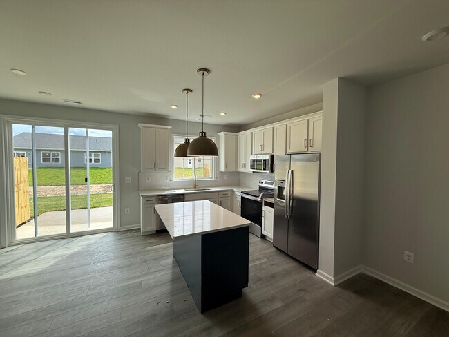 Building Photo - 335 Bree Haven Dr, Glen Allen, VA, 23060