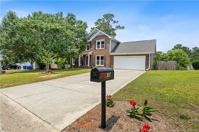 Foto del edificio - 3517 Gables Dr