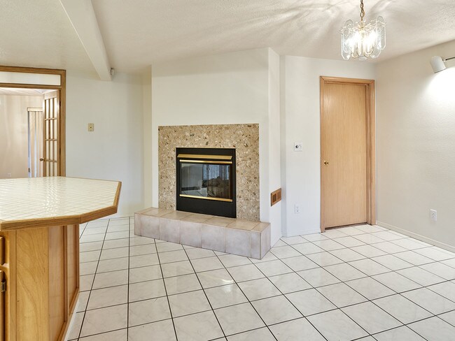 Foto del edificio - 653 NE Polk Station Rd