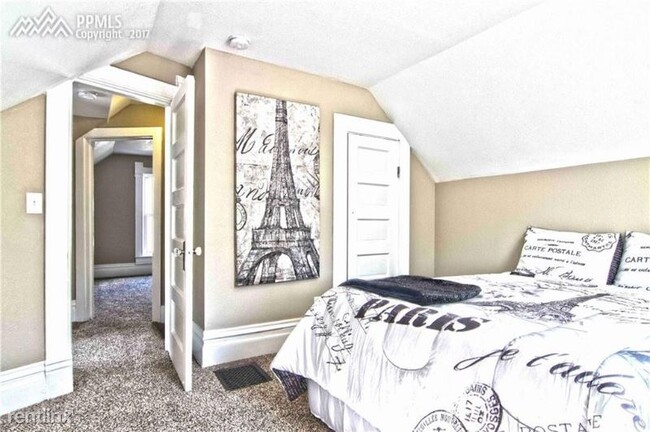 Foto del edificio - 3 br, 2 bath House - 311 N Walnut St