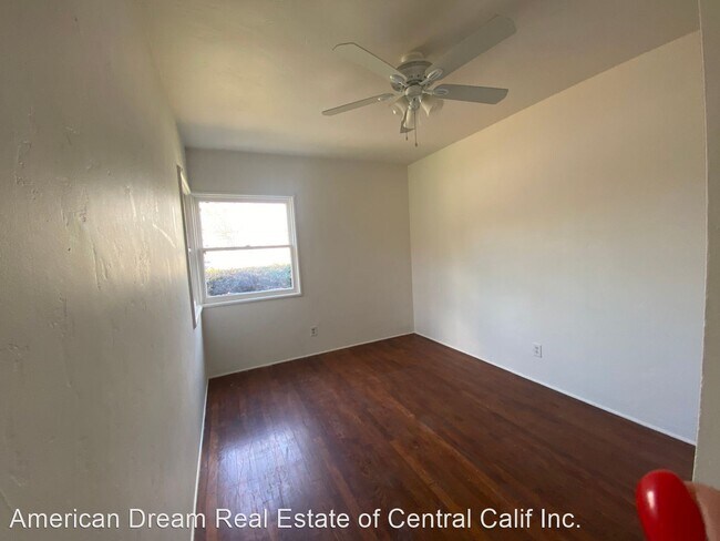Building Photo - 1 br, 1 bath House - 1511 Whitley Ave.