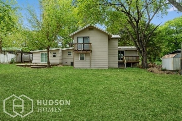 Building Photo - Move in by December 15th - GET $500 OF 1ST...