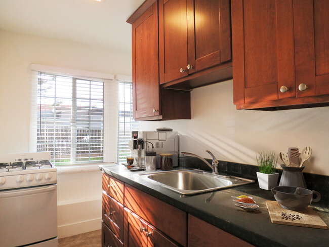 Foto del edificio - 22284 Mission Blvd