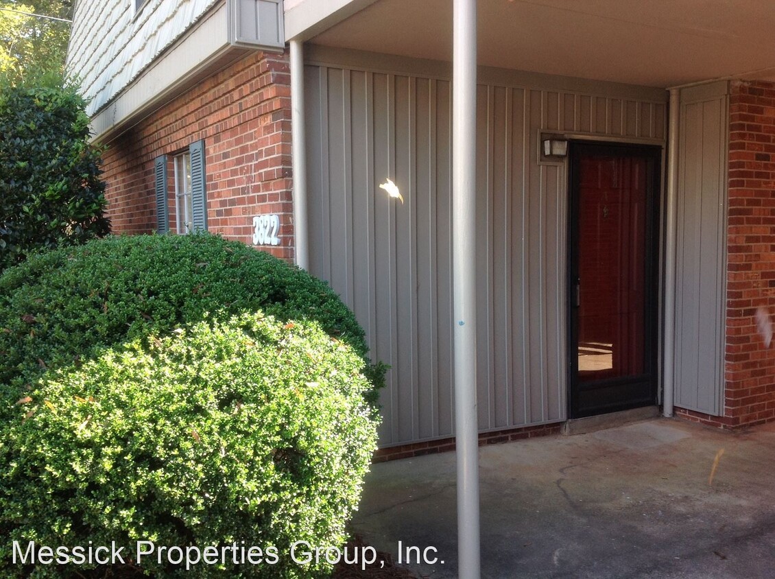 Primary Photo - 1 br, 1 bath House - 3822-A Country Club R...