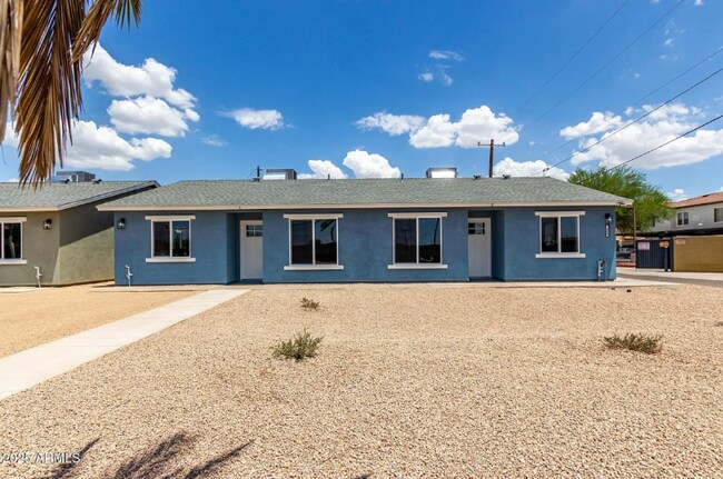 Photo - 1009 S 17th Ave Apartment