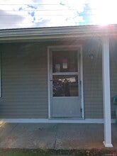 Building Photo - 218 NY-199