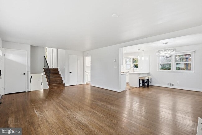 Building Photo - 7114 Xavier Ct