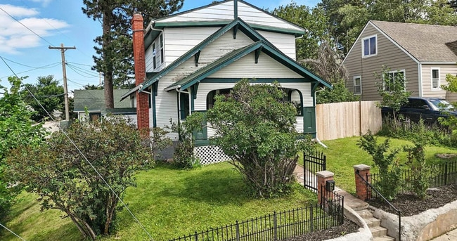 Building Photo - Fully Furnished 5-Bedroom Retreat in the Heart of Lead, SD!