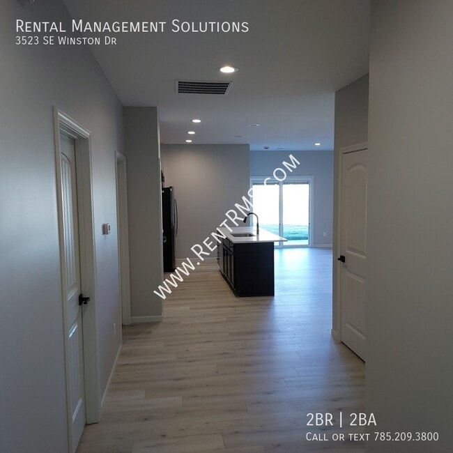 Foto del edificio - ***BY APPOINTMENT ONLY***3523 SE Winston D...