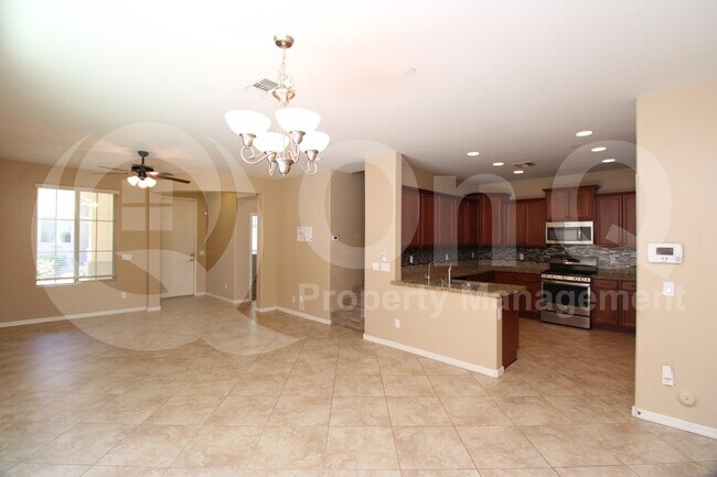 Foto del edificio - 17466 N 92nd Ave