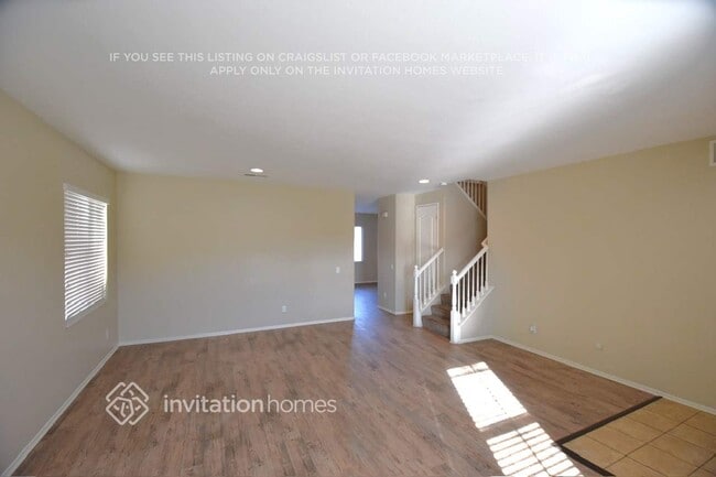 Foto del edificio - 1956 Montanra Ln