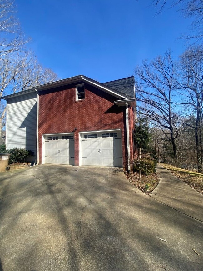 Building Photo - Embrace your future today and take the first step towards your dream living space!