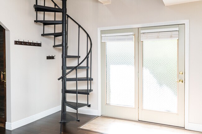 Foto del edificio - 734 Maryland Ave