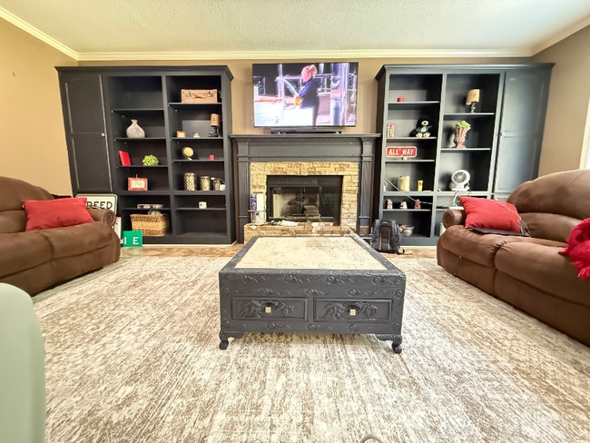 Photo - 6 Hickory Forest House