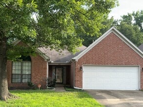 Building Photo - 8002 Jills Creek Dr