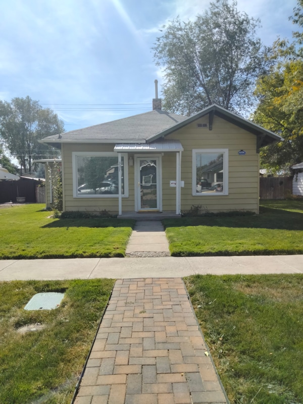 Primary Photo - 337 N 6th Ave