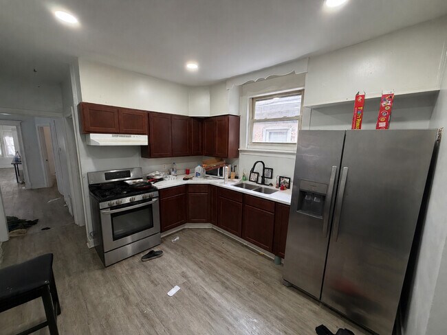 Foto del edificio - 7621 S Eberhart Ave