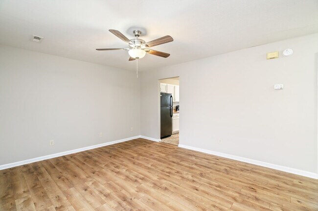Building Photo - 2108 Brownstone Way