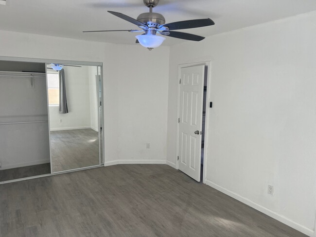 Building Photo - 2431 Prospect St