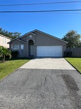 Building Photo - 8522 Rainbow Ave