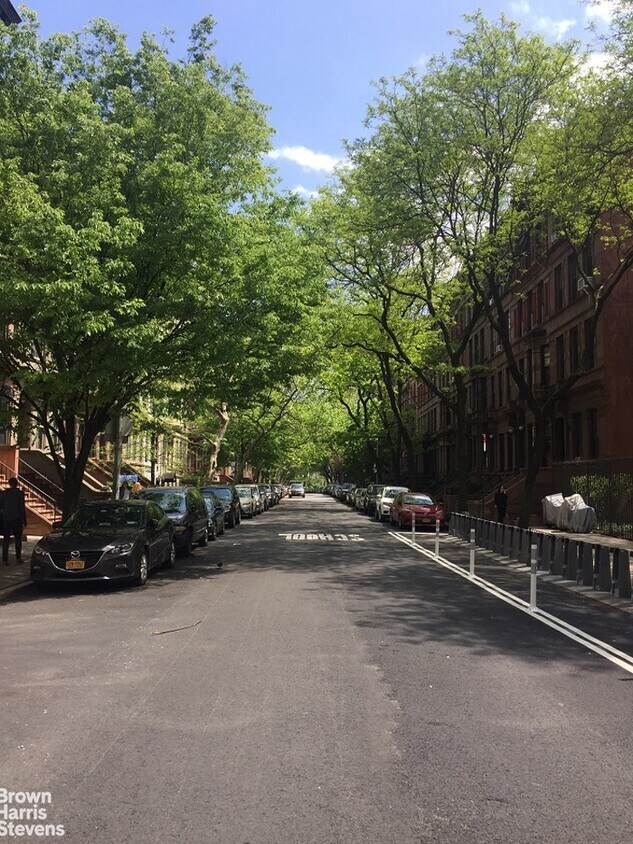 Foto del edificio - 17 W 89th St