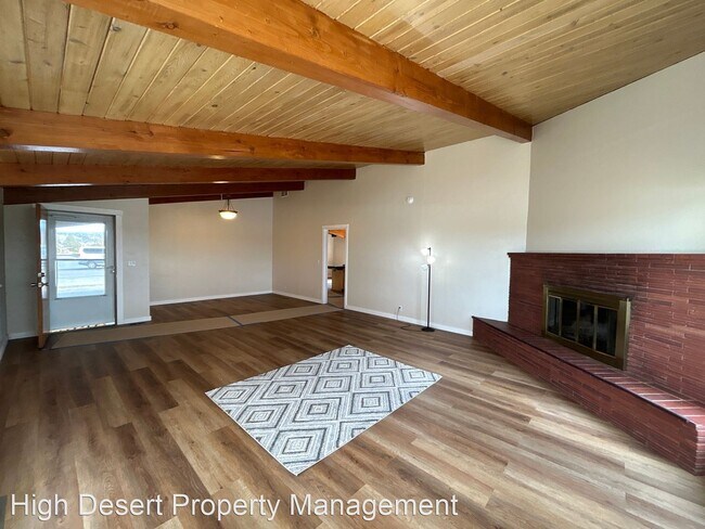 Building Photo - 4 br, 2 bath House - 990 S Adams Dr.