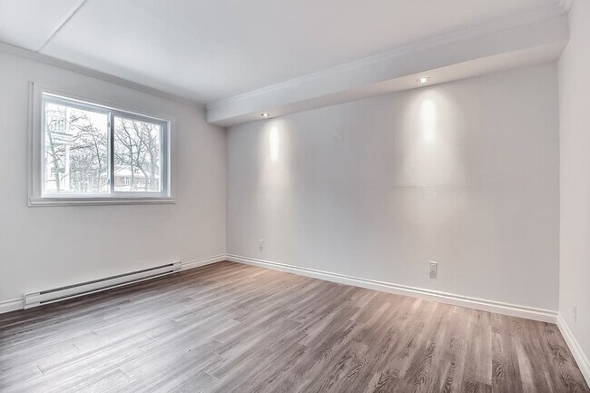 Photo du bâtiment - Père-Marquette Apartments