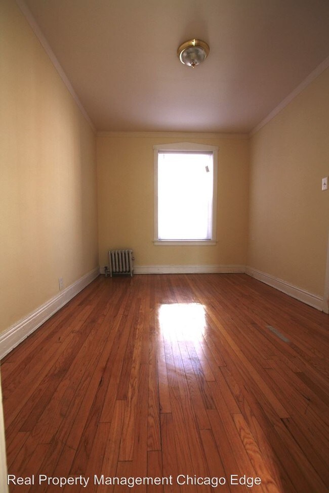 Foto del edificio - 7016 N Sheridan Rd