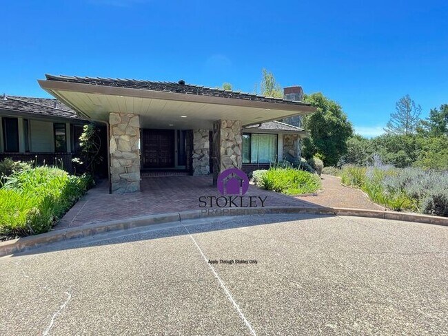 Building Photo - Stokley Properties Presents 8 Wellesley Dr...