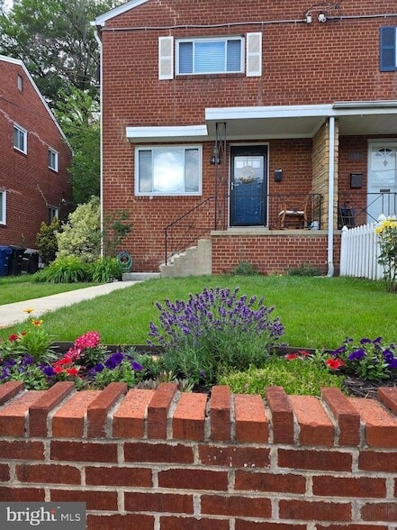 Building Photo - 48 W Taylor Run Pkwy