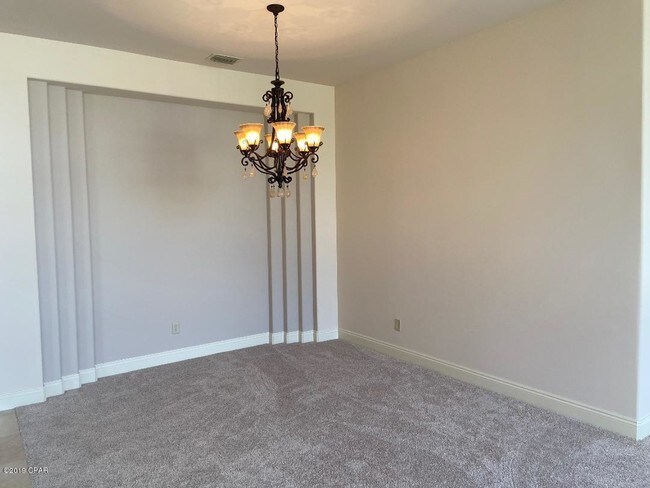 Foto del edificio - 3744 Bay Tree Rd