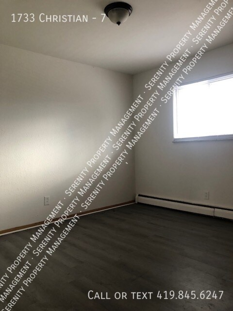 Building Photo - 1733 Christian Ave