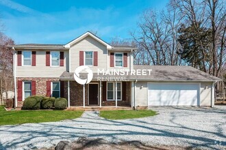 Building Photo - 223 Crestview Dr