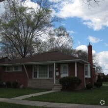 Building Photo - 13810 Courtland St