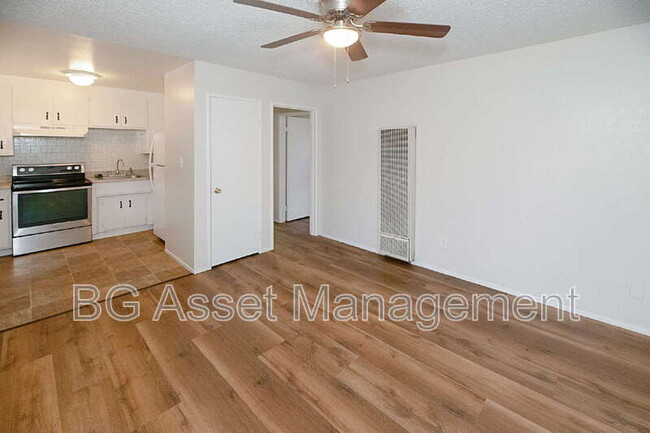 Building Photo - 1928 Ethan Way