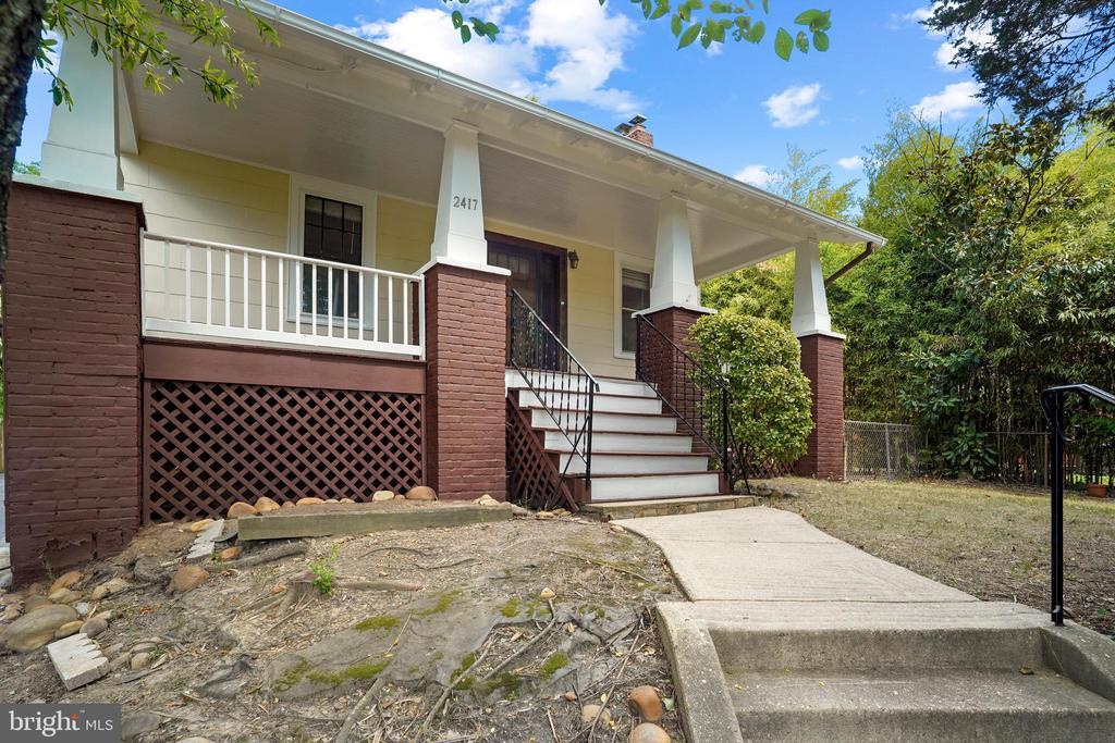 Foto principal - 2417 Washington Blvd
