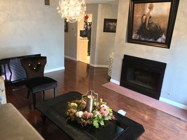 Living room - 230 Bethany Rd