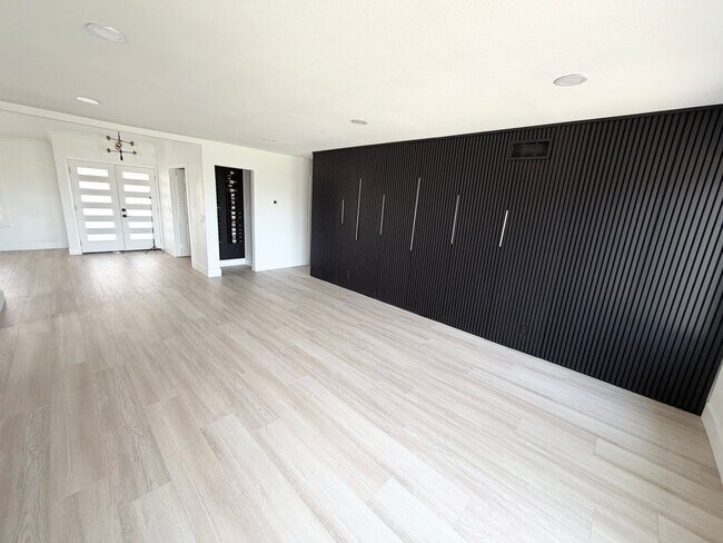 Foto del edificio - Beautifully Situated Home in an Established Diamond Bar Neighborhood - Utilities Included