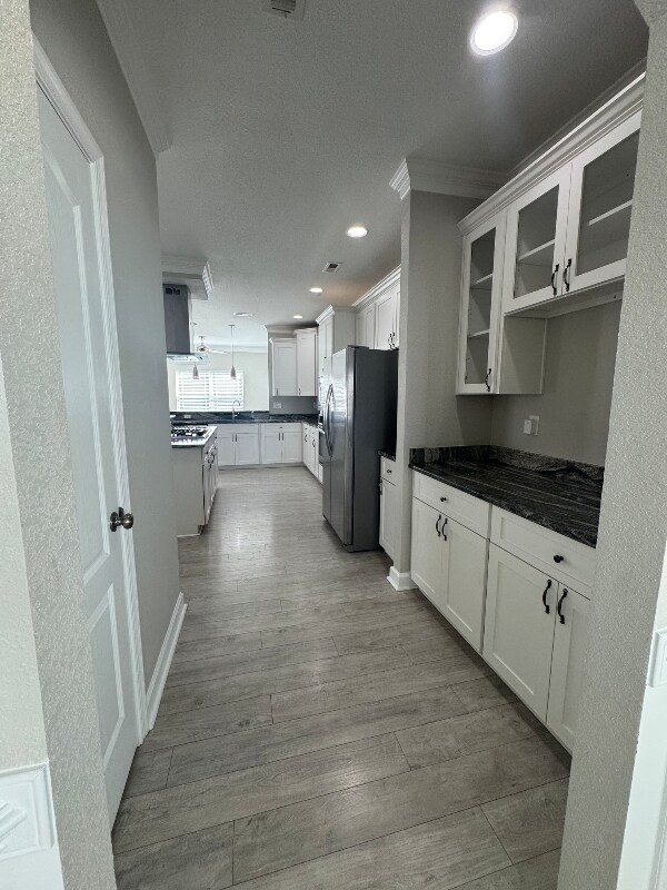 Building Photo - 544 Shell Rd