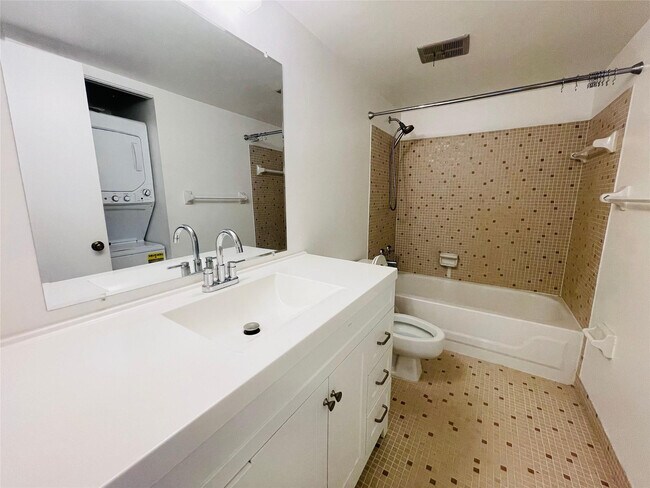 Foto del edificio - 4155 NW 90th Ave