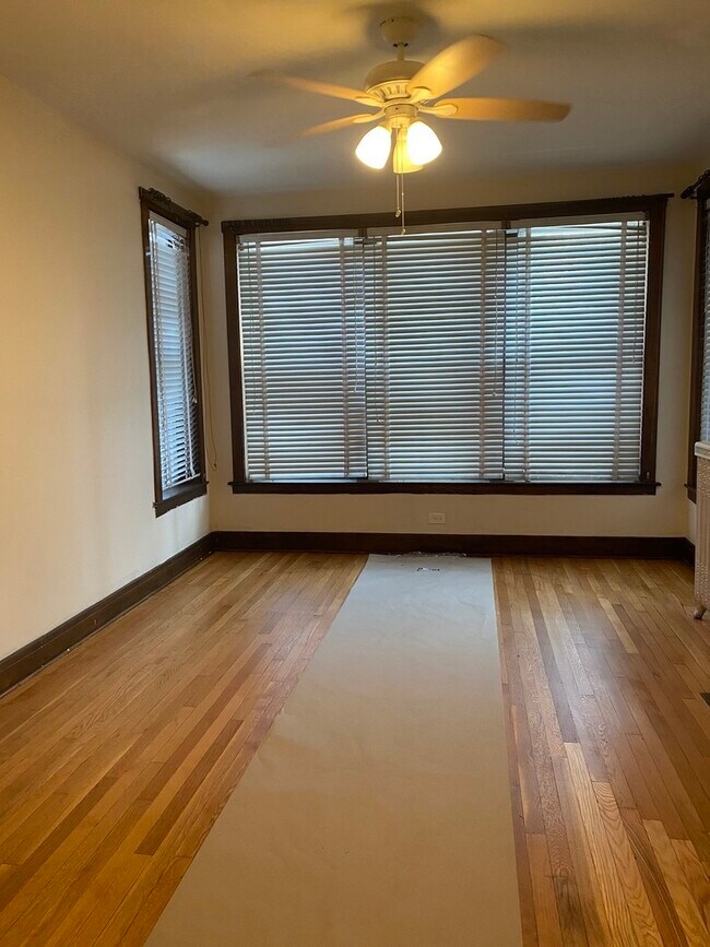 Foto del edificio - 357 E 71st St