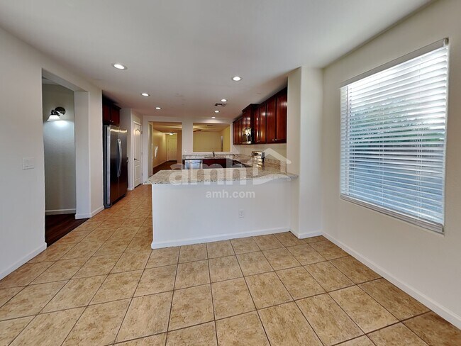 Foto del edificio - 4592 E Longhorn St