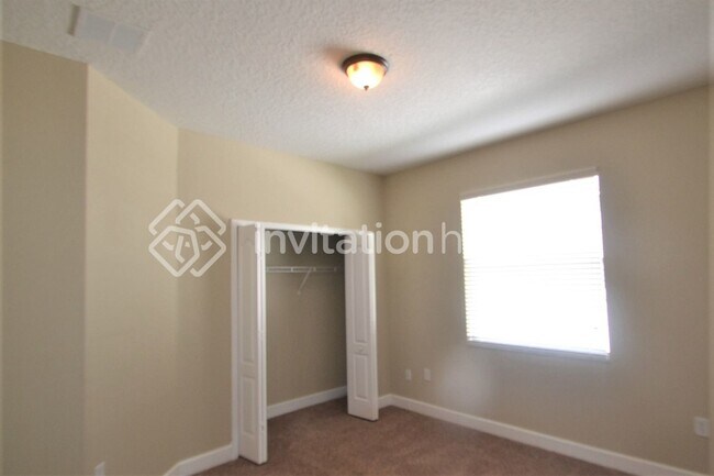 Building Photo - 544 Parkside Pointe Blvd