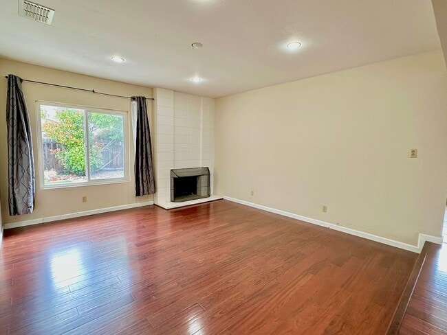 Building Photo - 34134 Auden Ct
