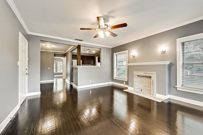 Living Area with Open Kitchen - 4018 Herschel Ave