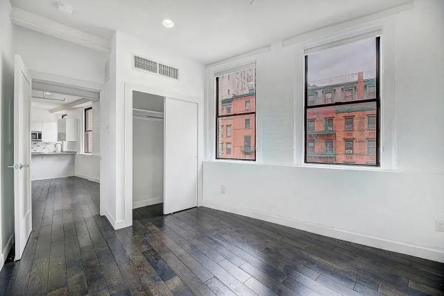 Foto del edificio - 2 bedroom in New York NY 10012