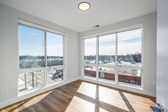 Interior Photo - 4 North Apartments